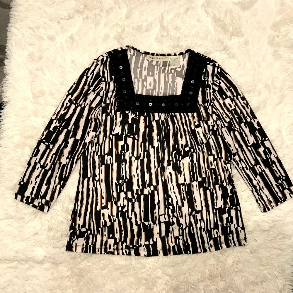 Requirements Womens Top Black Gold Large Top